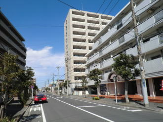 前面道路の様子 前面道路の様子